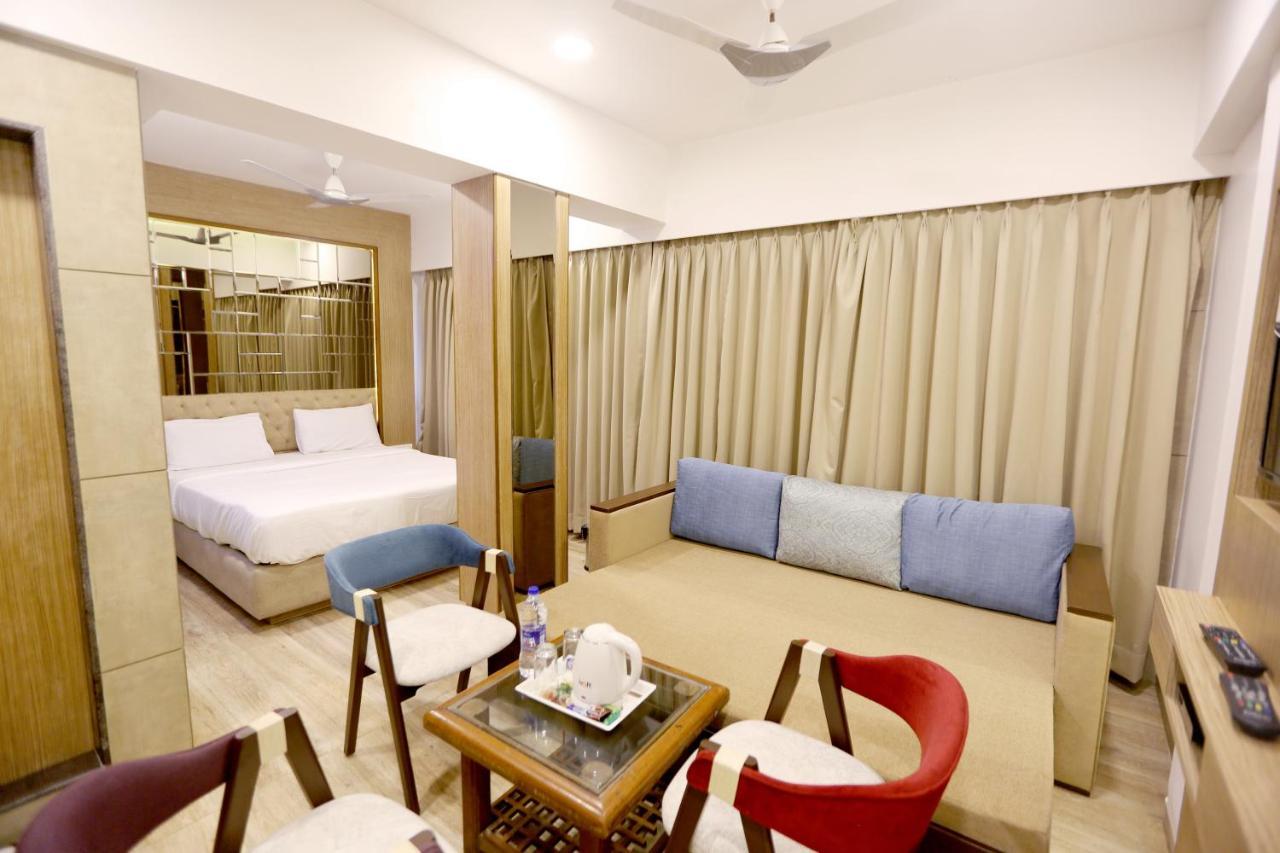 Hotel Sa Residency Mira-Bhayandar Экстерьер фото